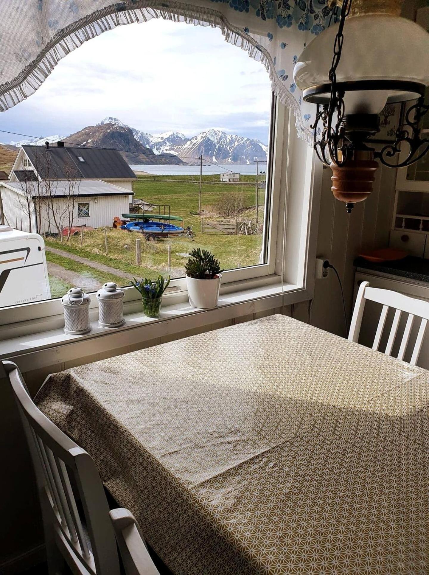 Haukland Beach House Лекнес Экстерьер фото